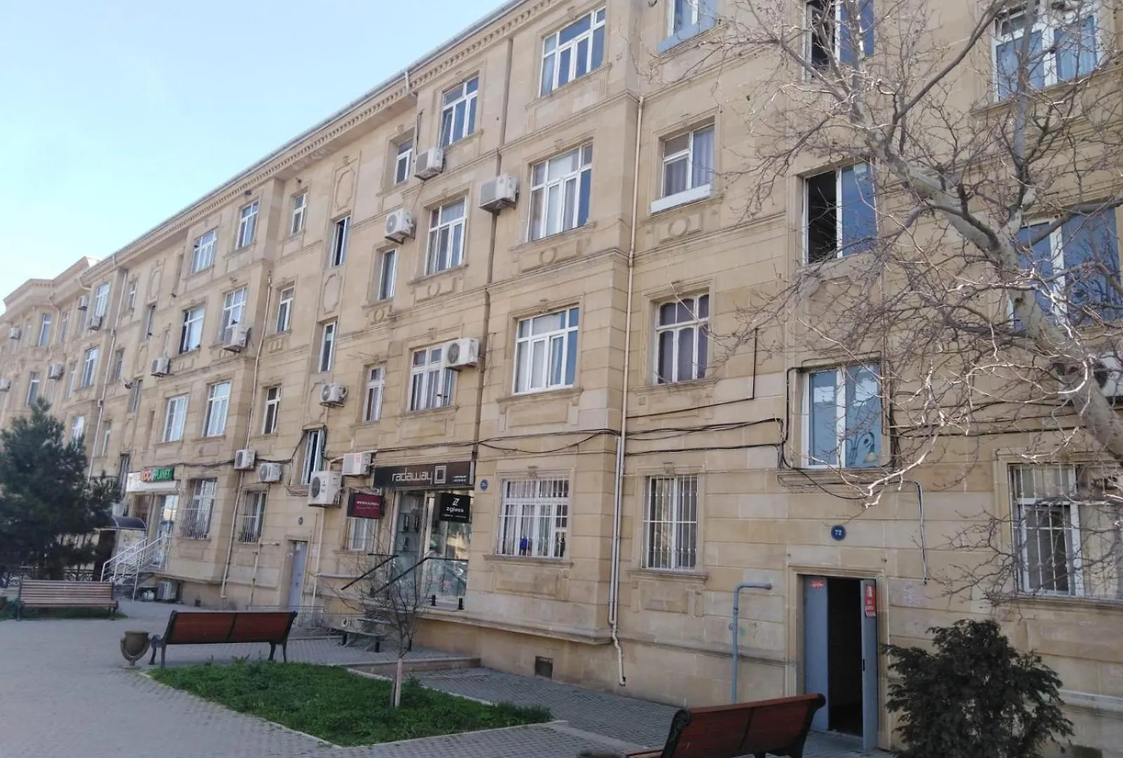 Premium Housing And Highly Controlled Area Apartment Baku Azerbaijan